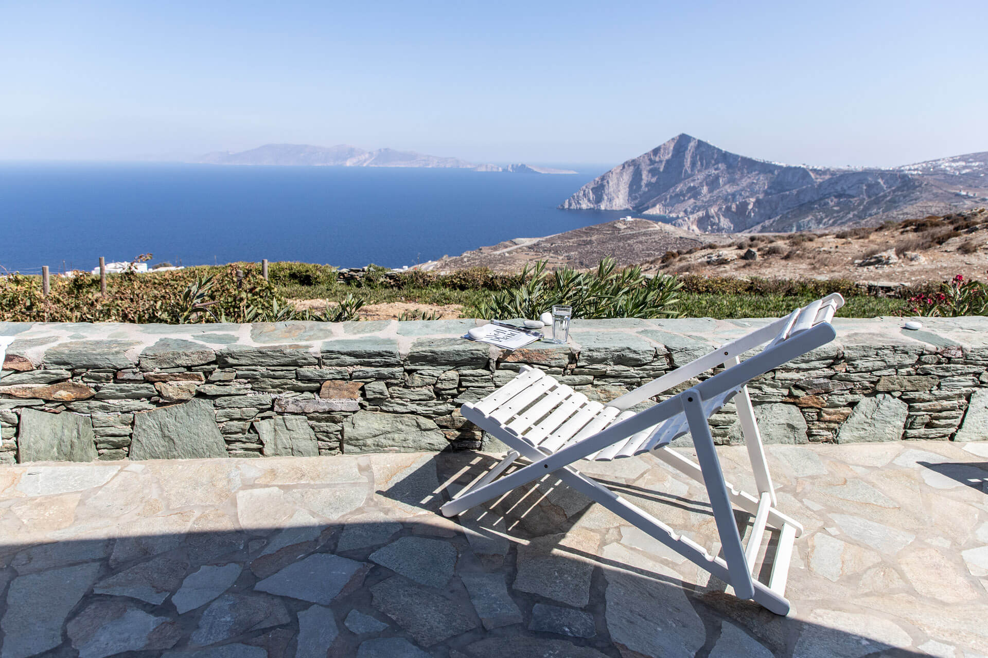 hotel-folegandros-suite-dendro-10
