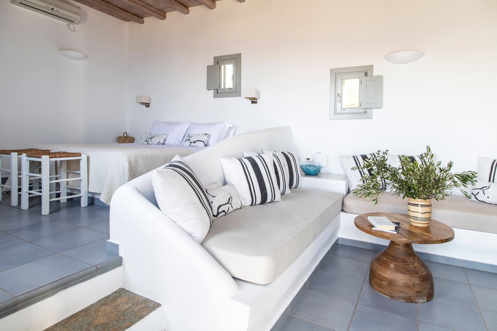 hotel-folegandros-suite-dendro-12