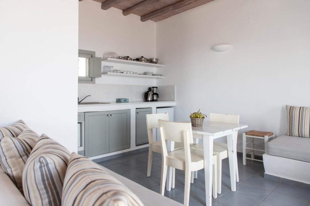 hotel-folegandros-suite-vorino-06